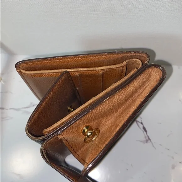 Authentic Louis Vuitton Monogram Wallet - Picture 8 of 14